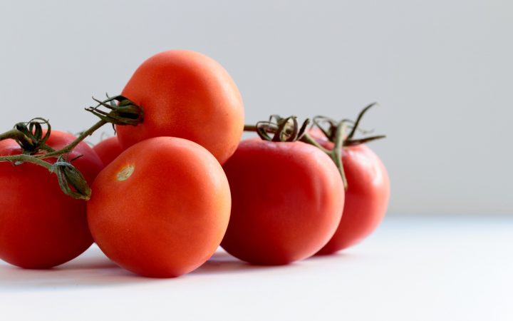 tomatoes in arabic